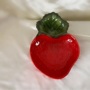 Vintage 60s strawberry ceramic dish poppy trail red home decor serving dining